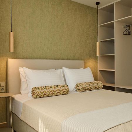 Acropolis Muses - Downtown Luxury Apartments Афины Экстерьер фото