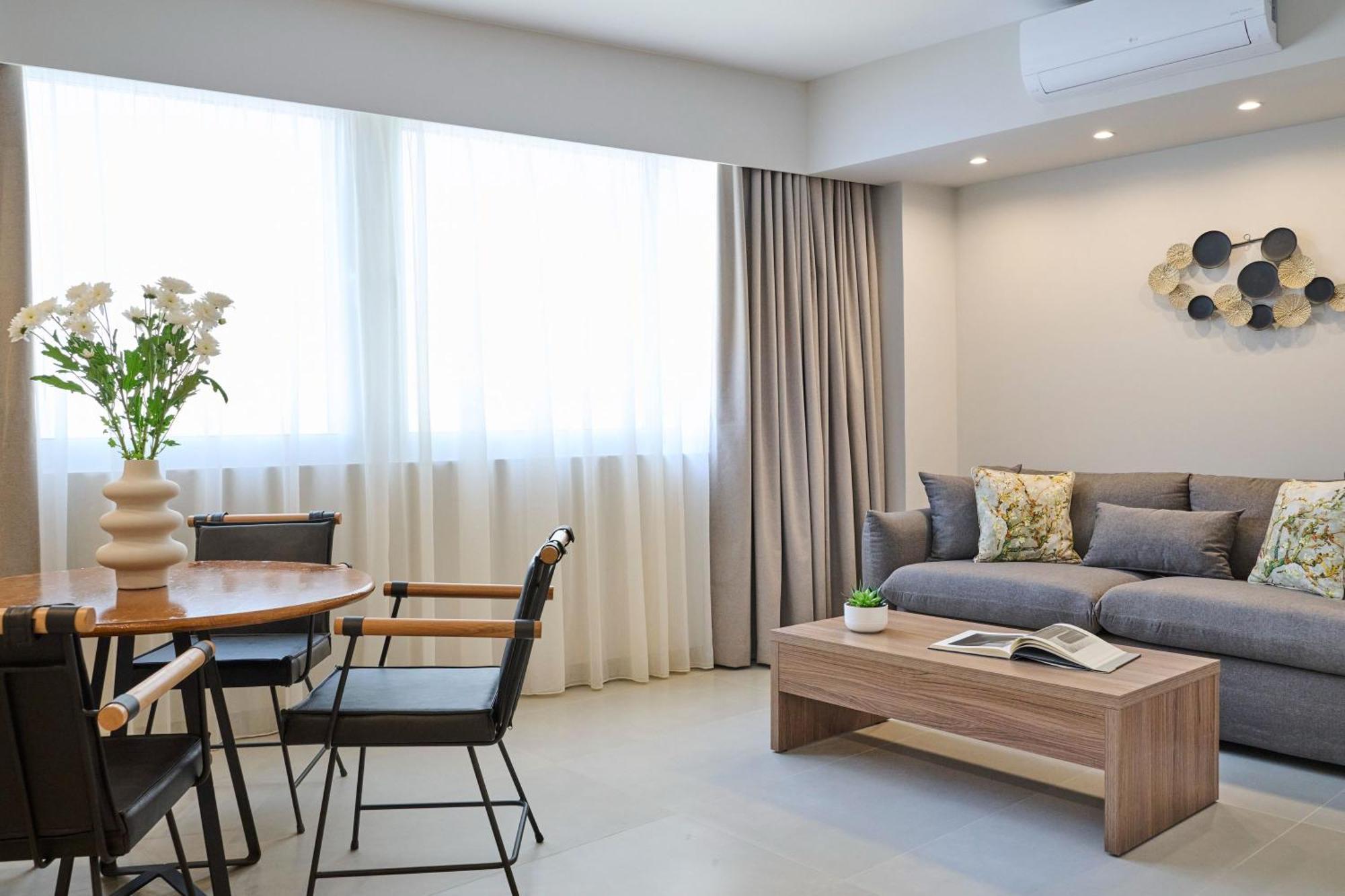 Acropolis Muses - Downtown Luxury Apartments Афины Экстерьер фото