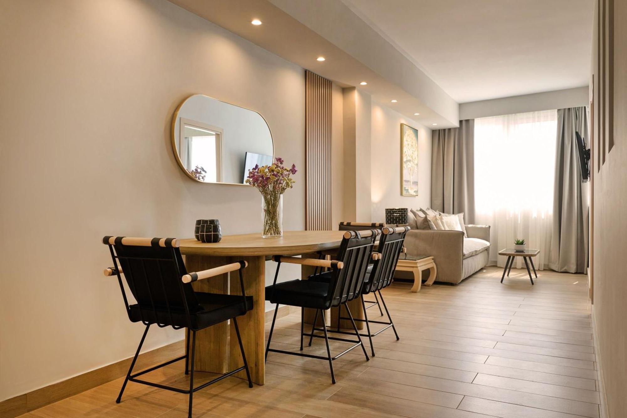 Acropolis Muses - Downtown Luxury Apartments Афины Экстерьер фото