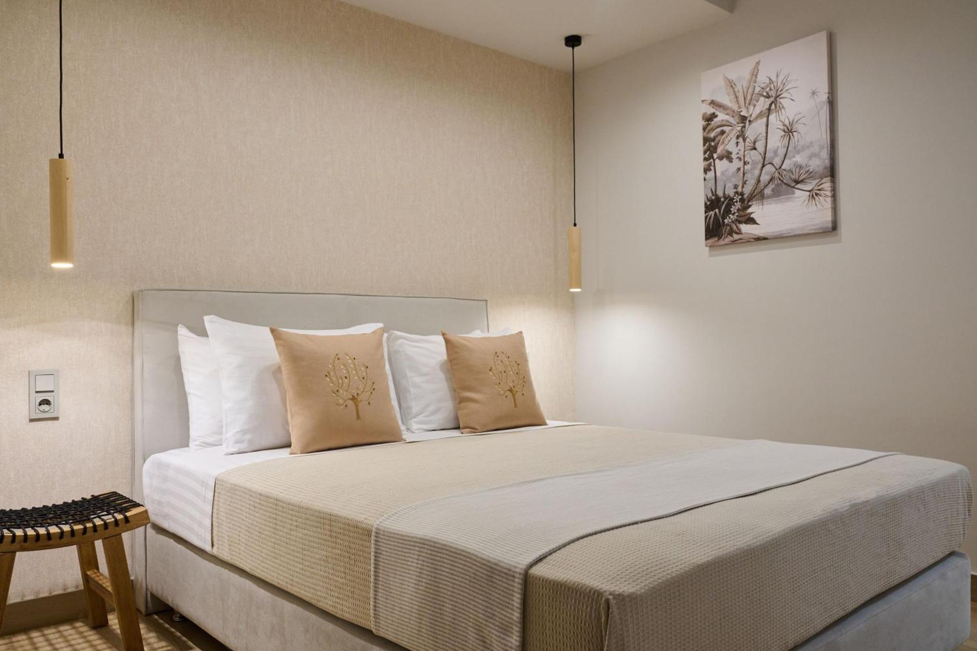 Acropolis Muses - Downtown Luxury Apartments Афины Экстерьер фото