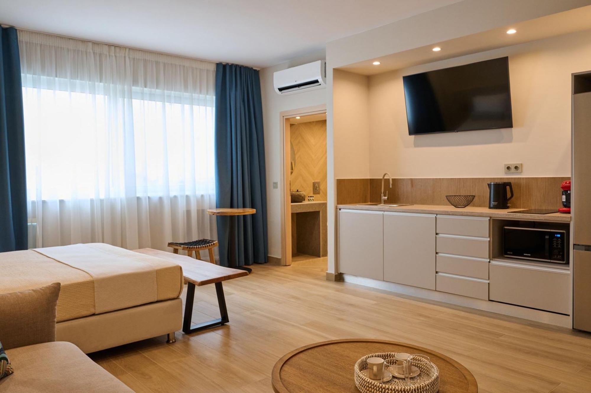 Acropolis Muses - Downtown Luxury Apartments Афины Экстерьер фото